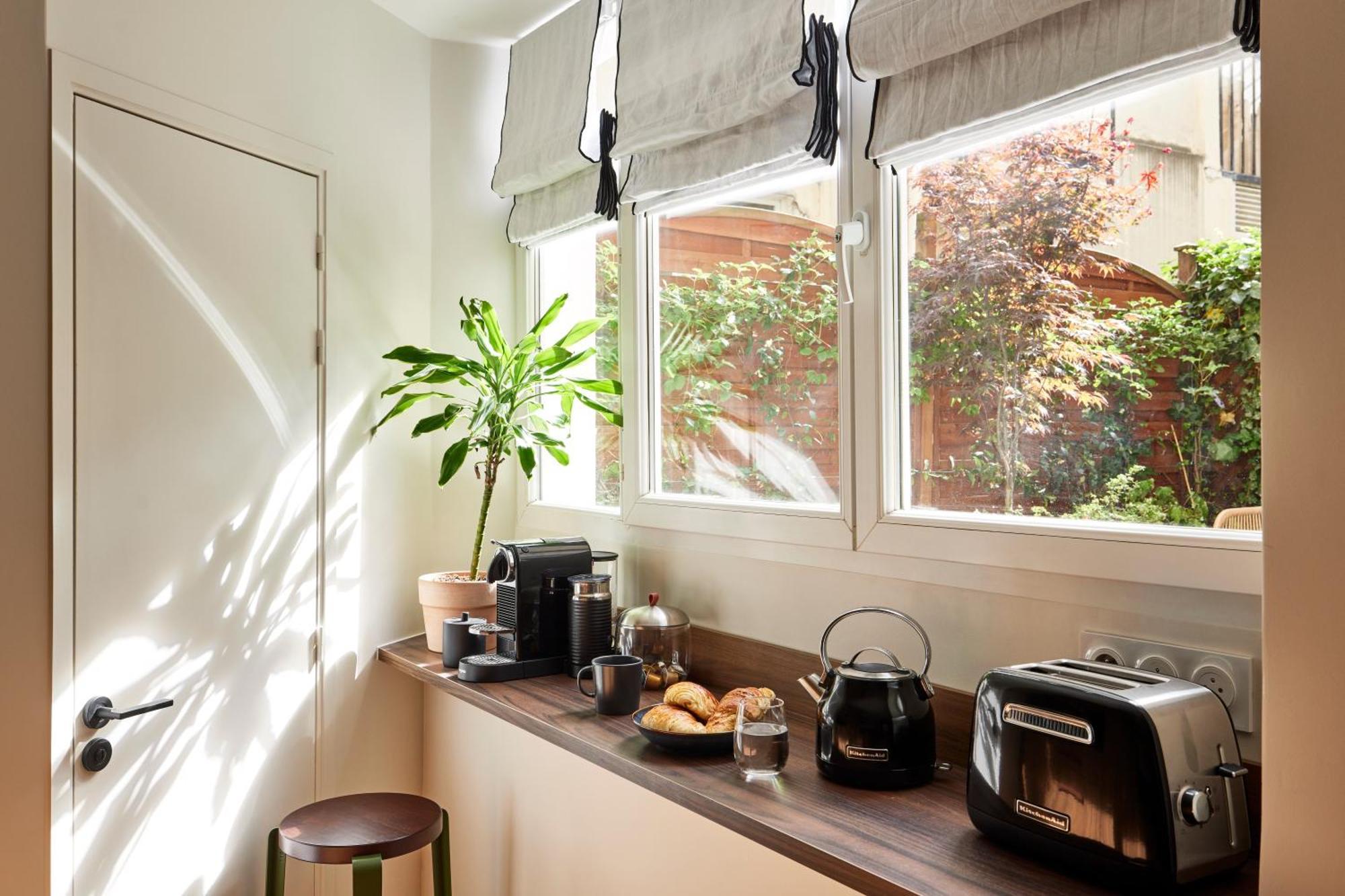 パリStylish 2Br & 2Ba With Private Terraceアパートメント エクステリア 写真