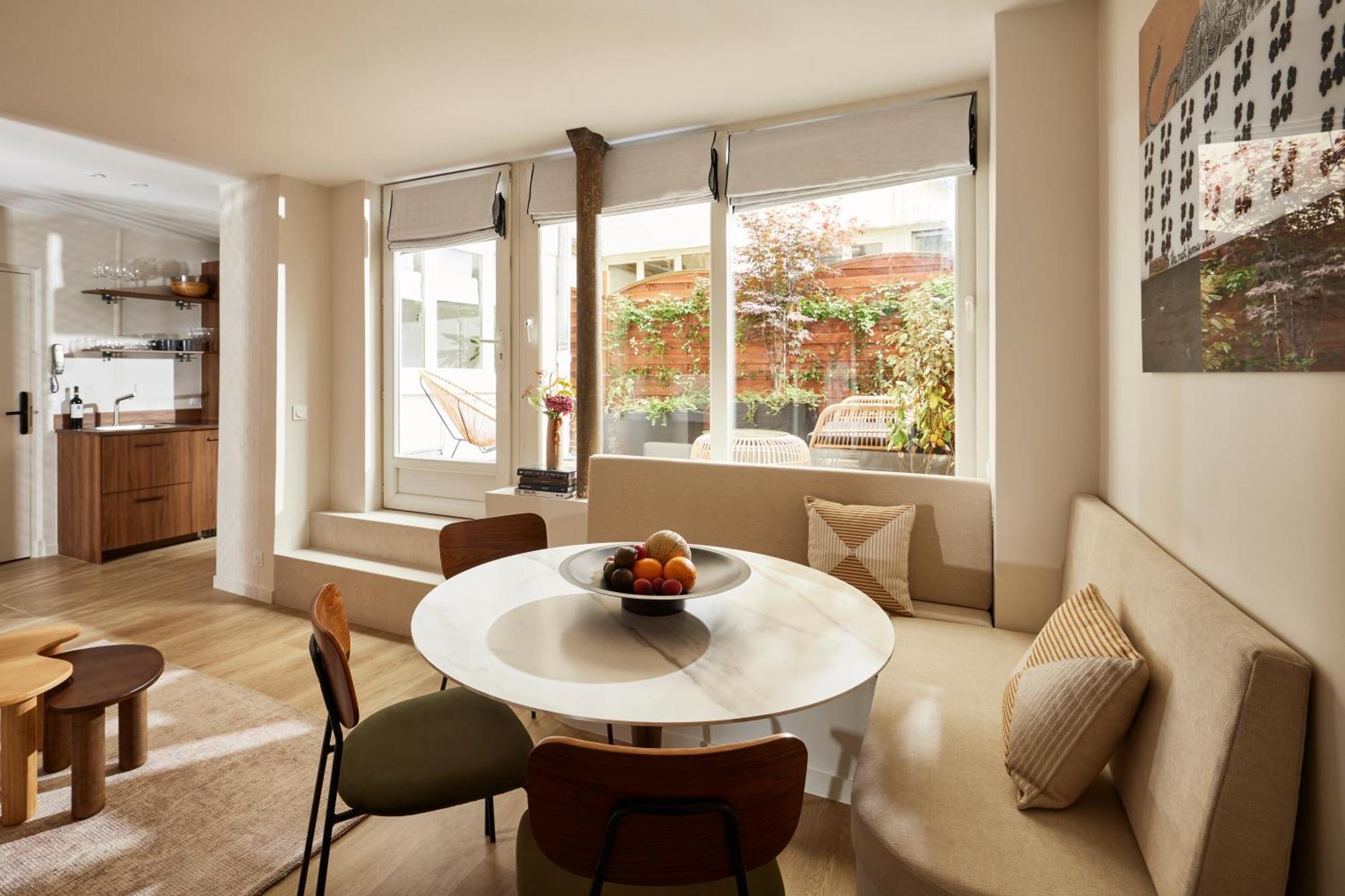 パリStylish 2Br & 2Ba With Private Terraceアパートメント エクステリア 写真